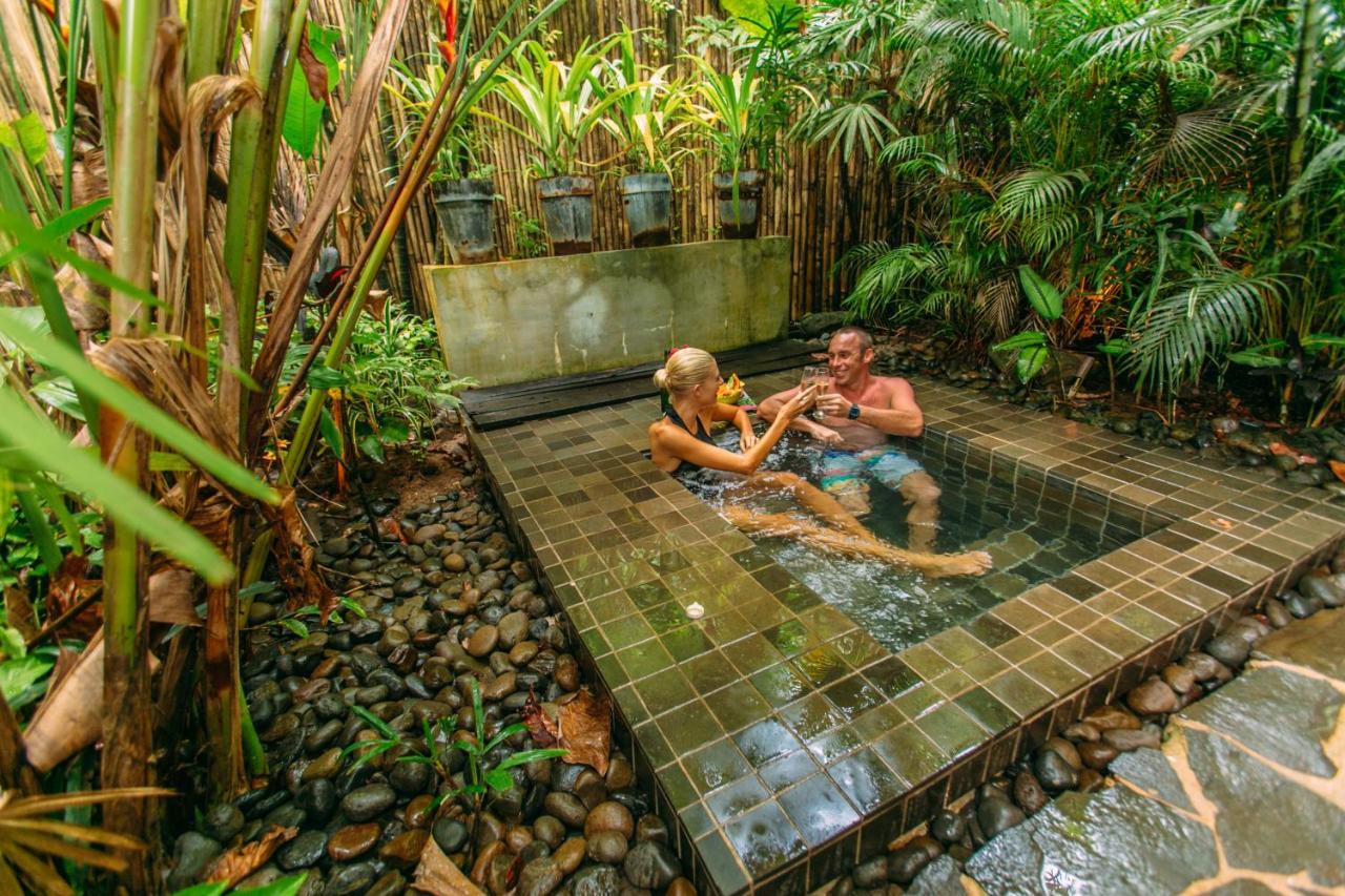 Qamea Resort & Spa Dreketi Luaran gambar